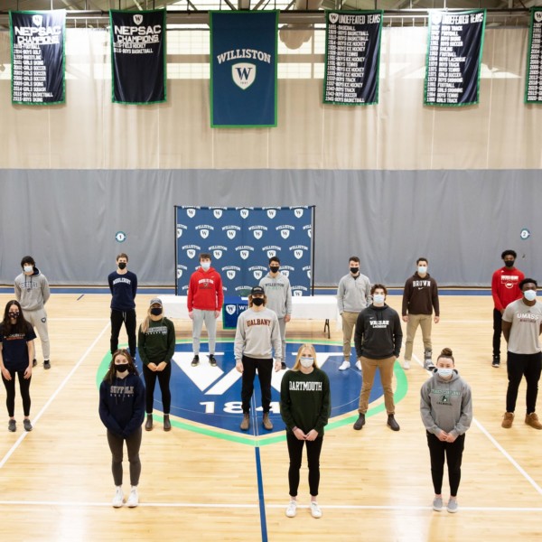 18 students in a gym