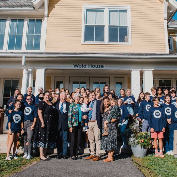 Wold-House-dedication group of students in front of dorm